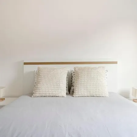 Casa Azinheira 1ºa- بيت للعطل